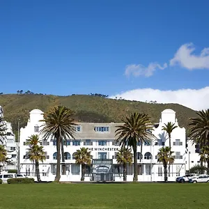 Hotel The Winchester By Newmark