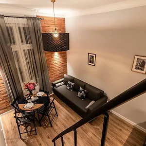 Lubomirskiego 23 - Great Location, 10 Min To Main Square By Foot, Right Next To Main Rail And Bus Station Apart-hotel